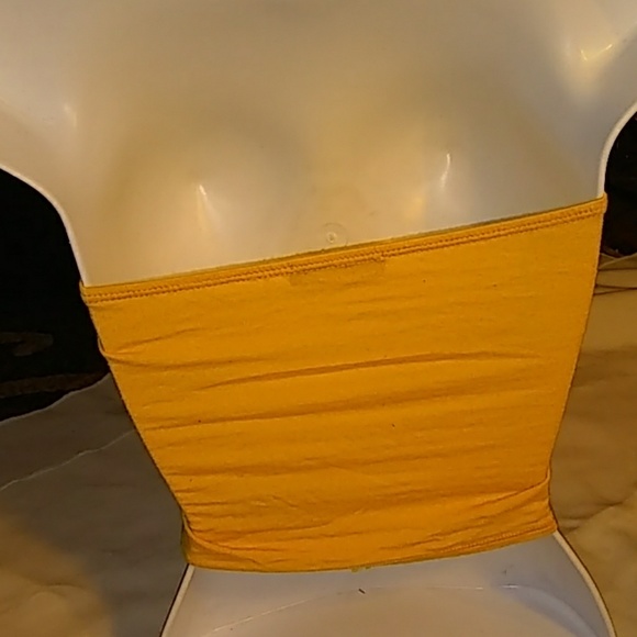 G mini crop top - Picture 3 of 4